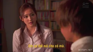 Thèm má kế đã lâu, cậu con trai làm liều khi nhìn thấy má kế thủ dâm
