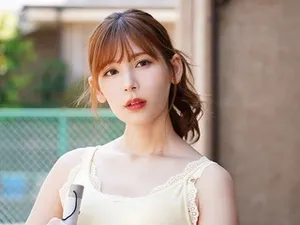 Nhân tình trở về quê thấy anh trai fa thủ dâm nên đề nghị giúp đỡ