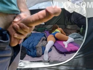 Lỡ tát con trai vì "dê" mình, mẹ kế xin lỗi bằng cách không thể tốt hơn
